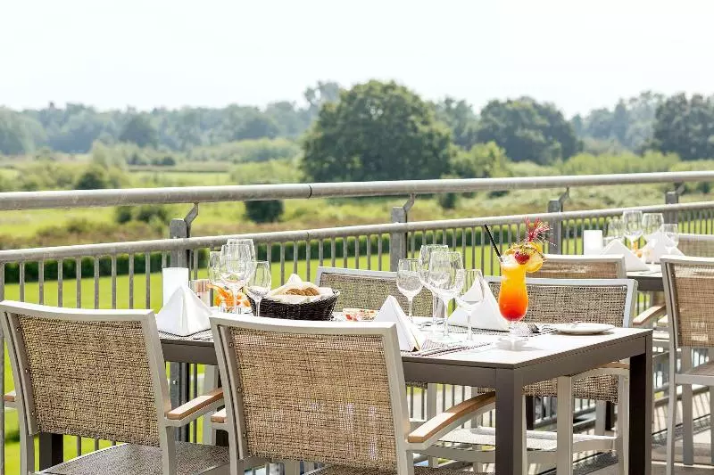 Fotos del hotel Nh Hamburg Horner Rennbahn:  41