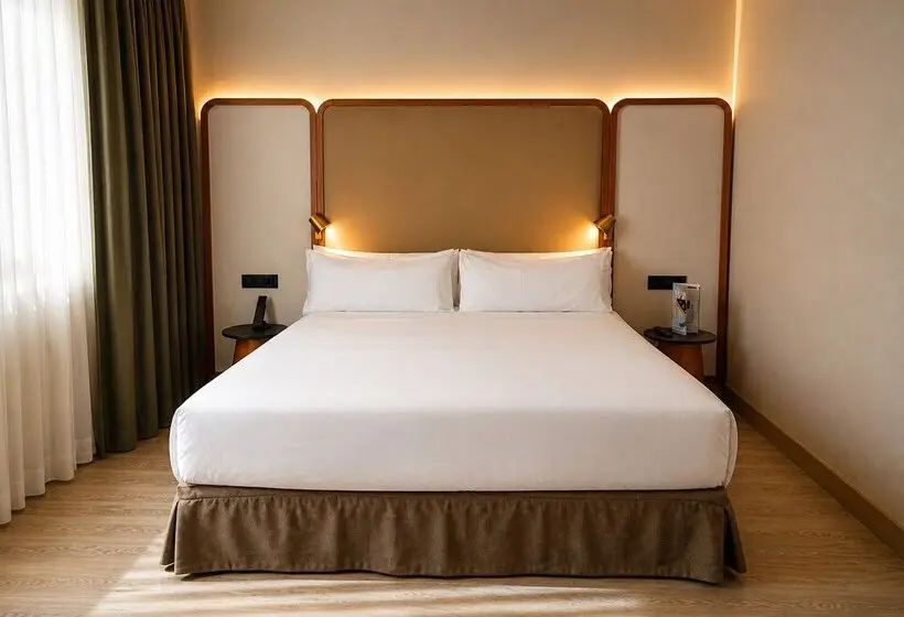 Fotos del hotel Petit Palace Alcalá:  78