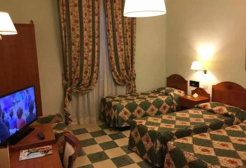 Fotos del hotel Hotel Aberdeen:  4