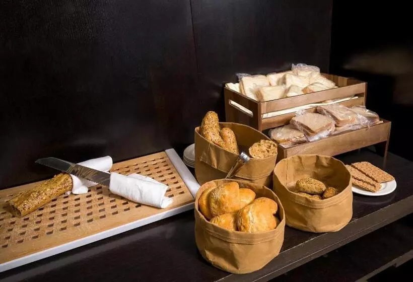 Fotos del hotel Nh Bucharest:  2