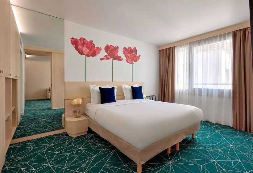 Fotos del hotel Golden Tulip Warsaw Centre:  2