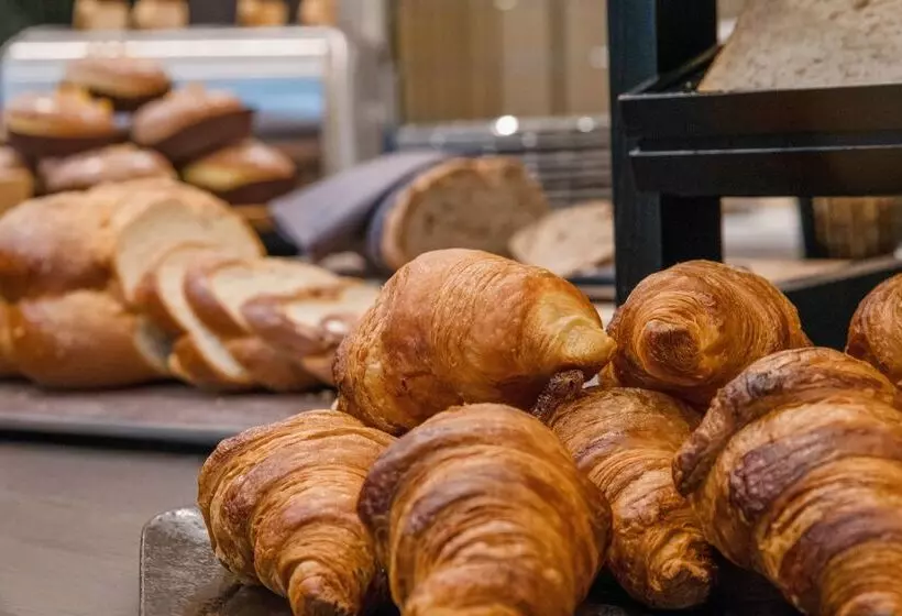 Fotos del hotel Golden Tulip Warsaw Centre:  23