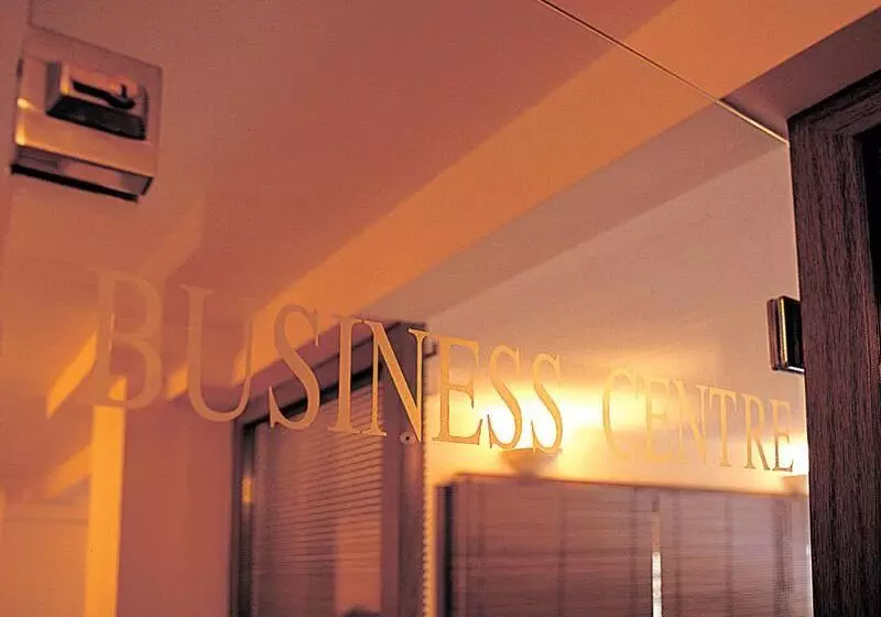 Fotos del hotel Minerva Premier:  15