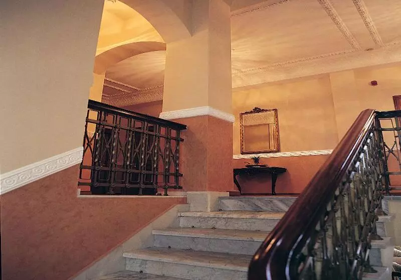 Fotos del hotel Minerva Premier:  19