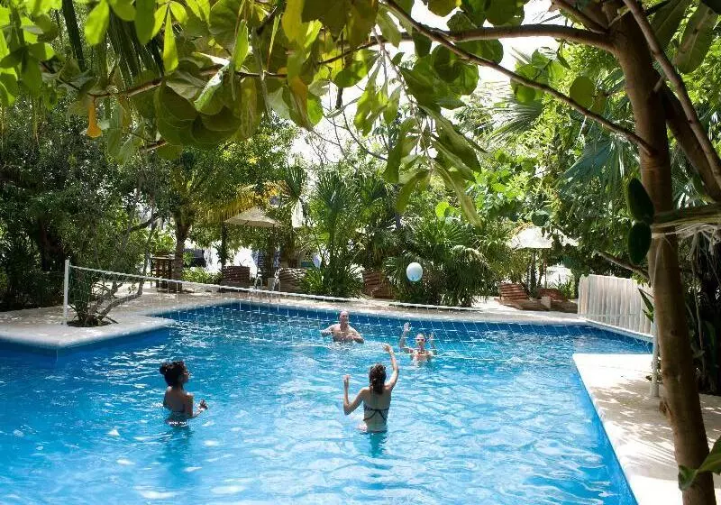 Sotavento Hotel & Yacht Club