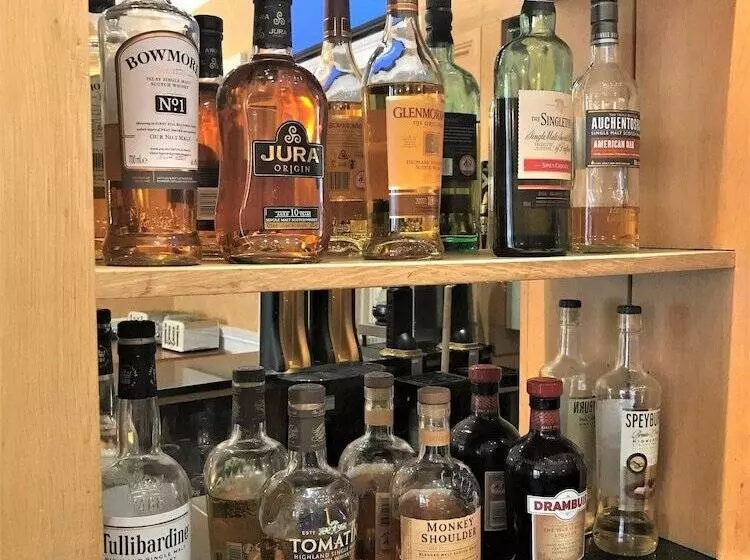 Fotos del hotel The Haymarket Lairg:  9