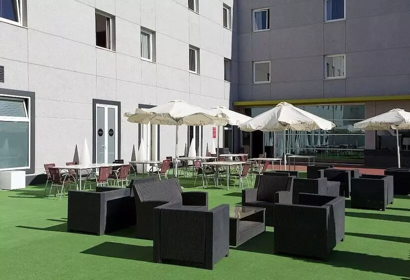 Fotos del hotel Vértice Sevilla Aljarafe:  16