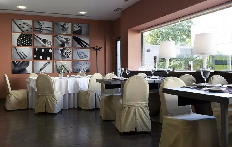 Fotos del hotel Vértice Sevilla Aljarafe:  6