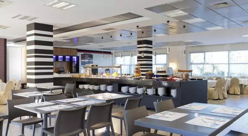 Fotos del hotel Vértice Sevilla Aljarafe:  21