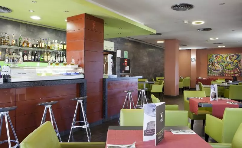 Fotos del hotel Vértice Sevilla Aljarafe:  7