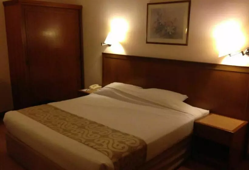 Fotos del hotel Empress  Sepang:  9