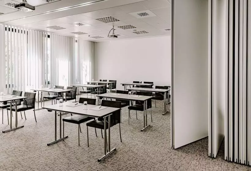 Fotos del hotel Vienna House Easy Mo Stuttgart Vaihingen:  23