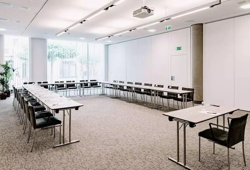 Fotos del hotel Vienna House Easy Mo Stuttgart Vaihingen:  11