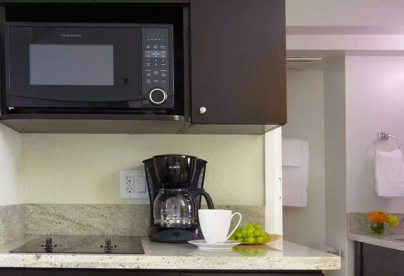 Fotos del hotel Aqua Skyline At Island Colony:  12