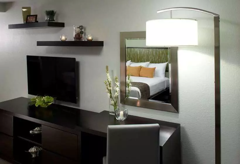 Fotos del hotel Aqua Skyline At Island Colony:  17