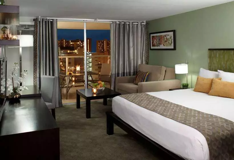 Aqua Skyline At Island Colony