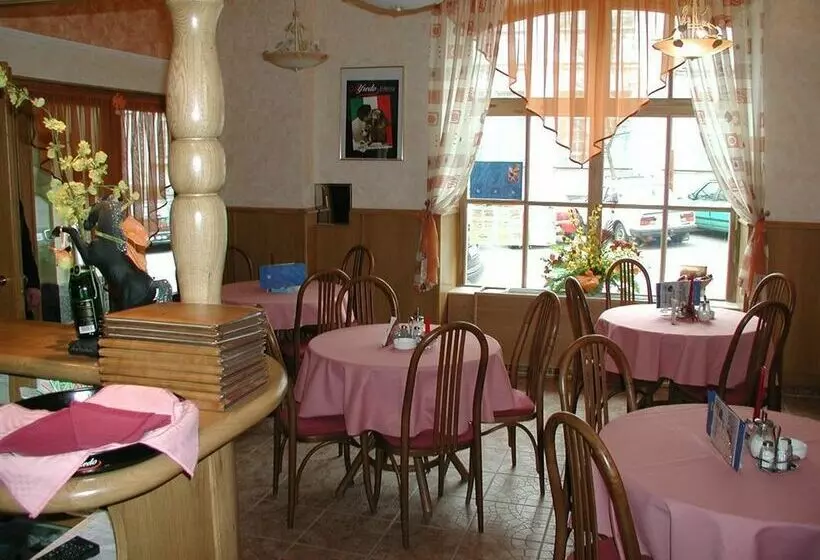 Fotos del hotel Derby:  4