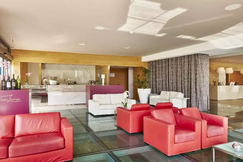 Fotos del hotel Fonzari:  4