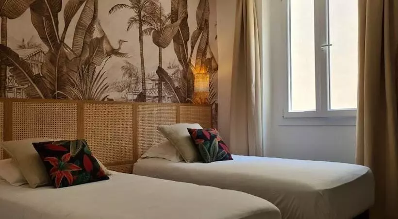 Fotos del hotel Kyriad Marseille Centre Paradispréfecture:  21