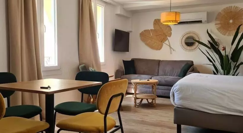 Fotos del hotel Kyriad Marseille Centre Paradispréfecture:  23