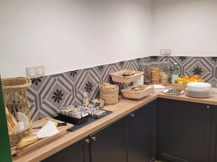 Fotos del hotel Kyriad Marseille Centre Paradispréfecture:  5