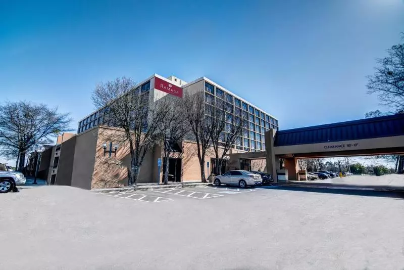Fotos del hotel Ramada Plaza By Wyndham Atlanta Airport:  11