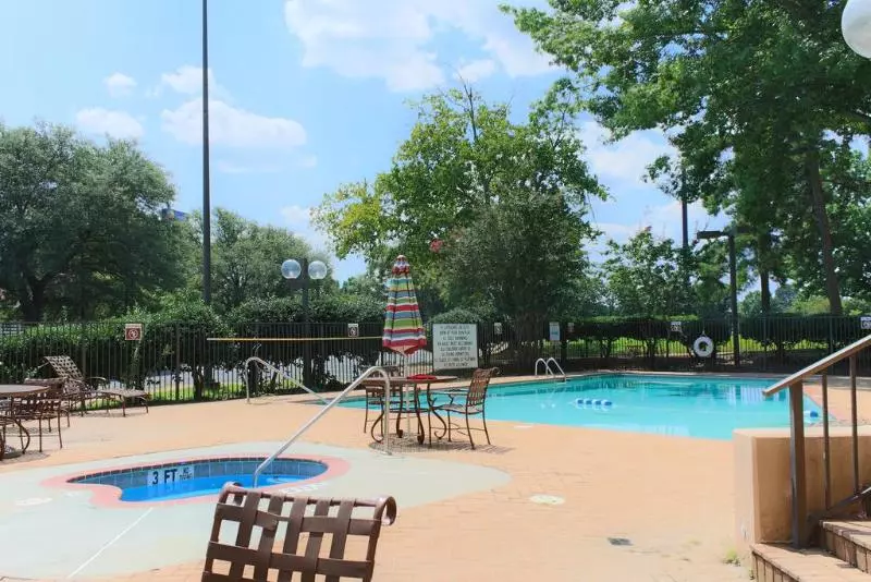 Fotos del hotel Ramada Plaza By Wyndham Atlanta Airport:  19