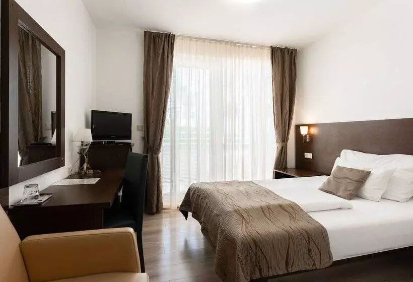 Fotos del hotel Antares:  13