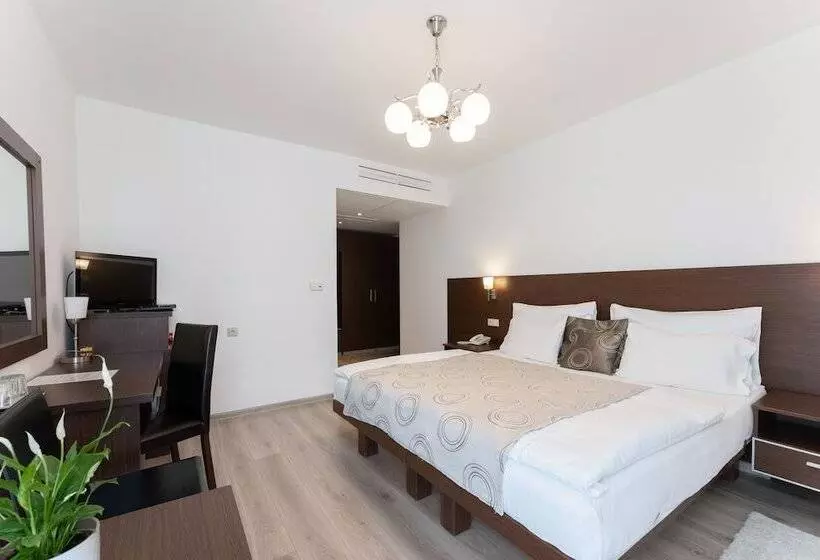 Fotos del hotel Antares:  9