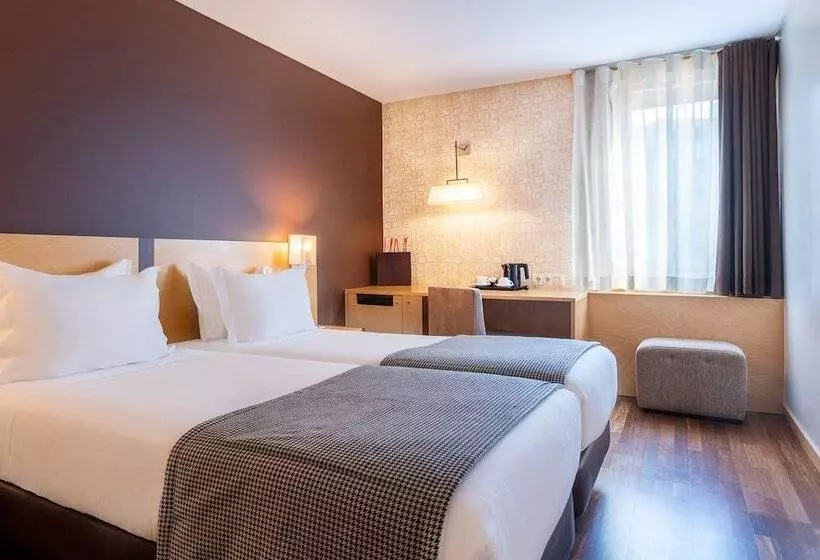 Fotos del hotel Hf Fenix Urban:  2