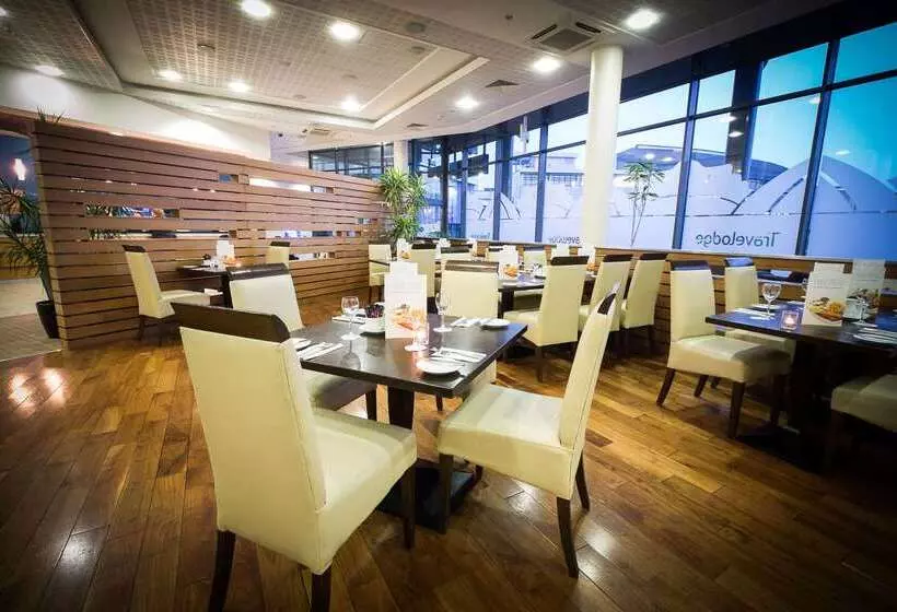 Fotos del hotel Travelodge Dublin Airport South:  4