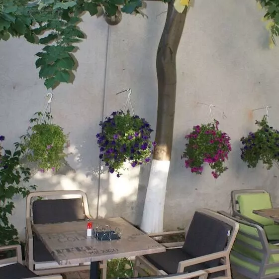 Fotos del hotel Unique Bucharest:  6