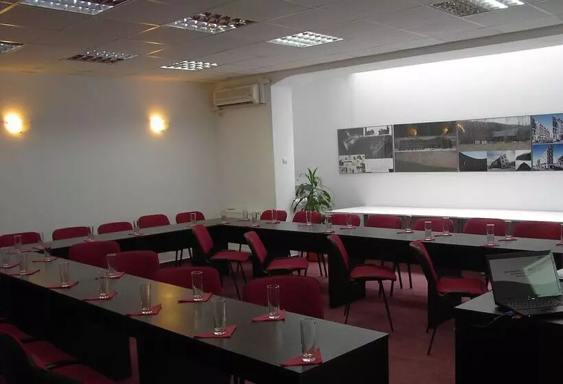 Fotos del hotel Unique Bucharest:  11