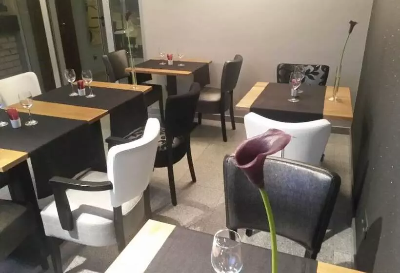 Fotos del hotel Unique Bucharest:  14