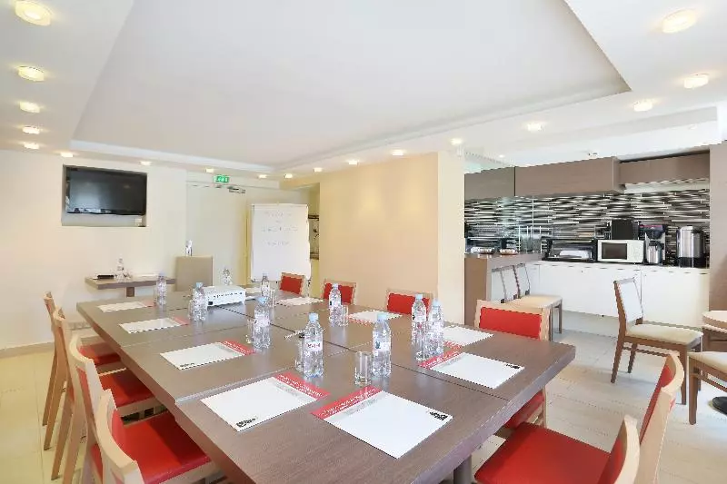 Fotos del hotel Le Grand Hôtel De Normandie:  9