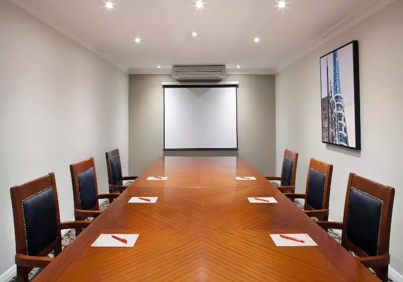 Fotos del hotel Travelodge  Perth:  5