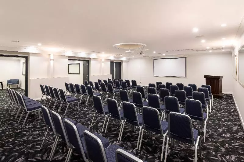 Fotos del hotel Travelodge  Perth:  18