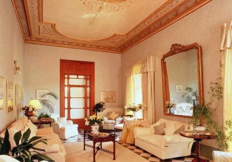 Fotos del hotel Scott's Hotel:  8