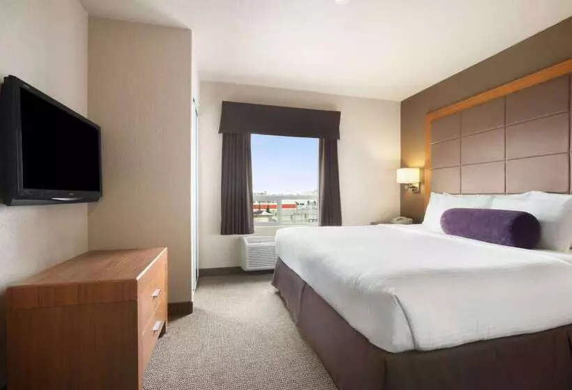Fotos del hotel Days Inn By Wyndham Calgary Airport:  13