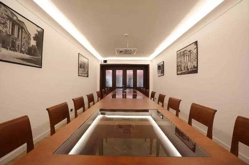 Fotos del hotel Grand Hotel Yerevan - Small Luxury Hotels Of The World:  13