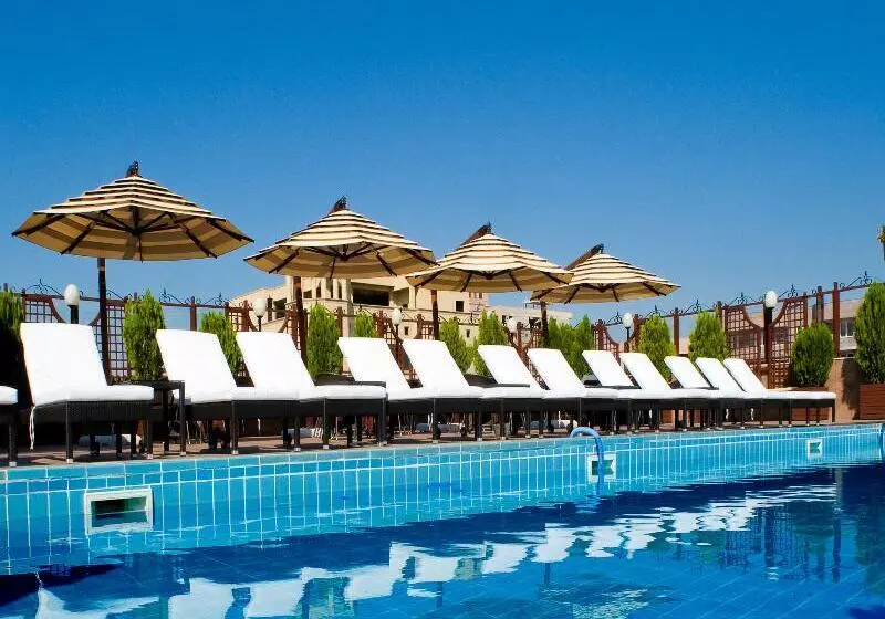 Fotos del hotel Grand Hotel Yerevan - Small Luxury Hotels Of The World:  5