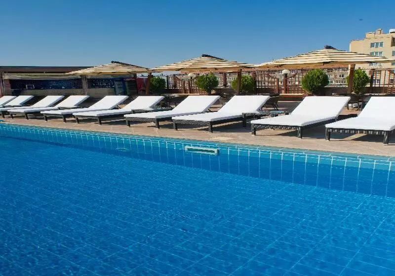 Fotos del hotel Grand Hotel Yerevan - Small Luxury Hotels Of The World:  2