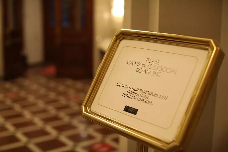 Fotos del hotel Grand Hotel Yerevan - Small Luxury Hotels Of The World:  8