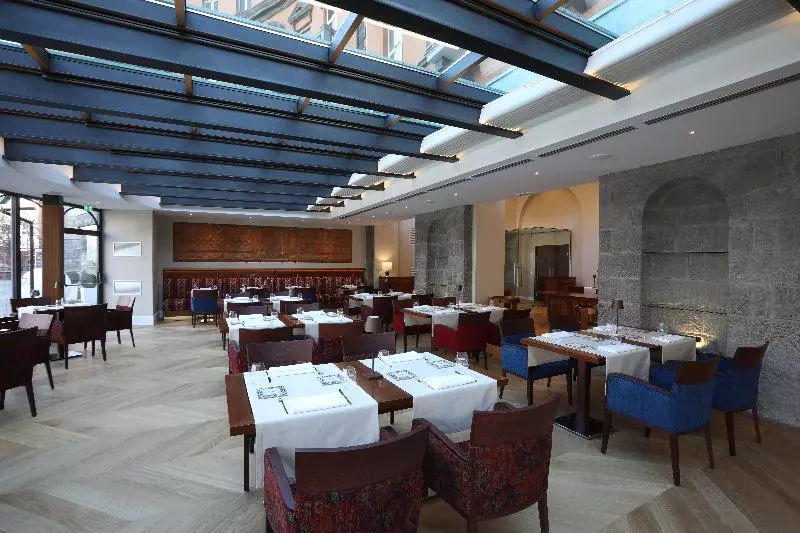 Fotos del hotel Grand Hotel Yerevan - Small Luxury Hotels Of The World:  4