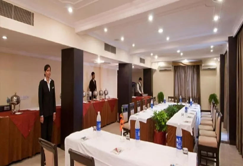 Fotos del hotel Pushp Villa Agra Taj East Gate:  15