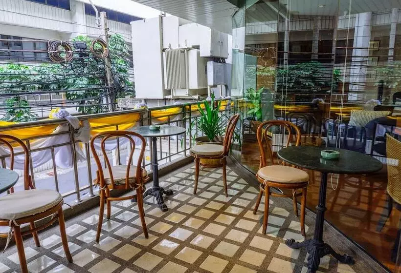 Fotos del hotel Silom Serene A Boutique   Sha Extra Plus:  17