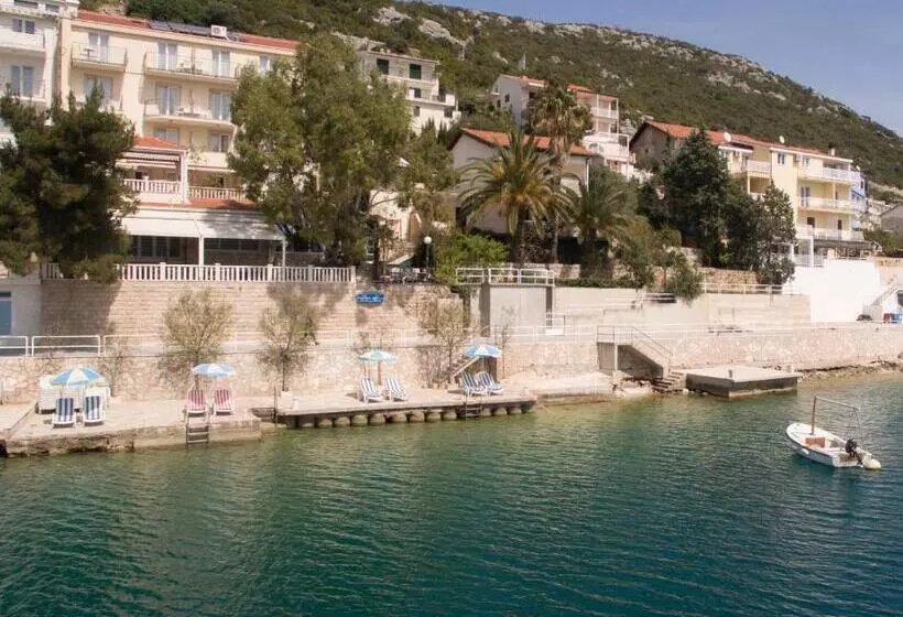 Fotos del hotel Villa Nova:  24