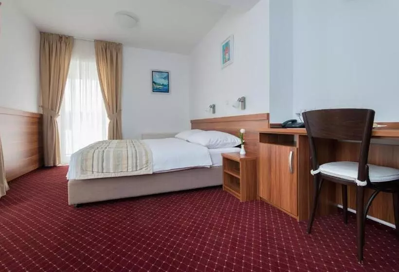 Fotos del hotel Villa Nova:  18