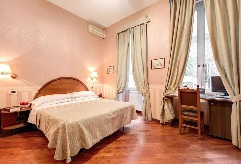 Fotos del hotel St. Moritz:  5