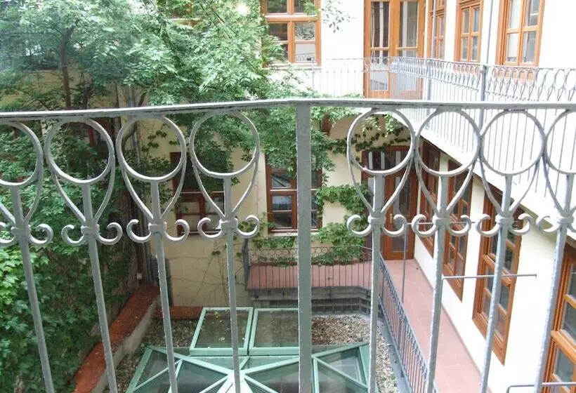 Fotos del hotel Casati Budapest Hotel Superior:  12